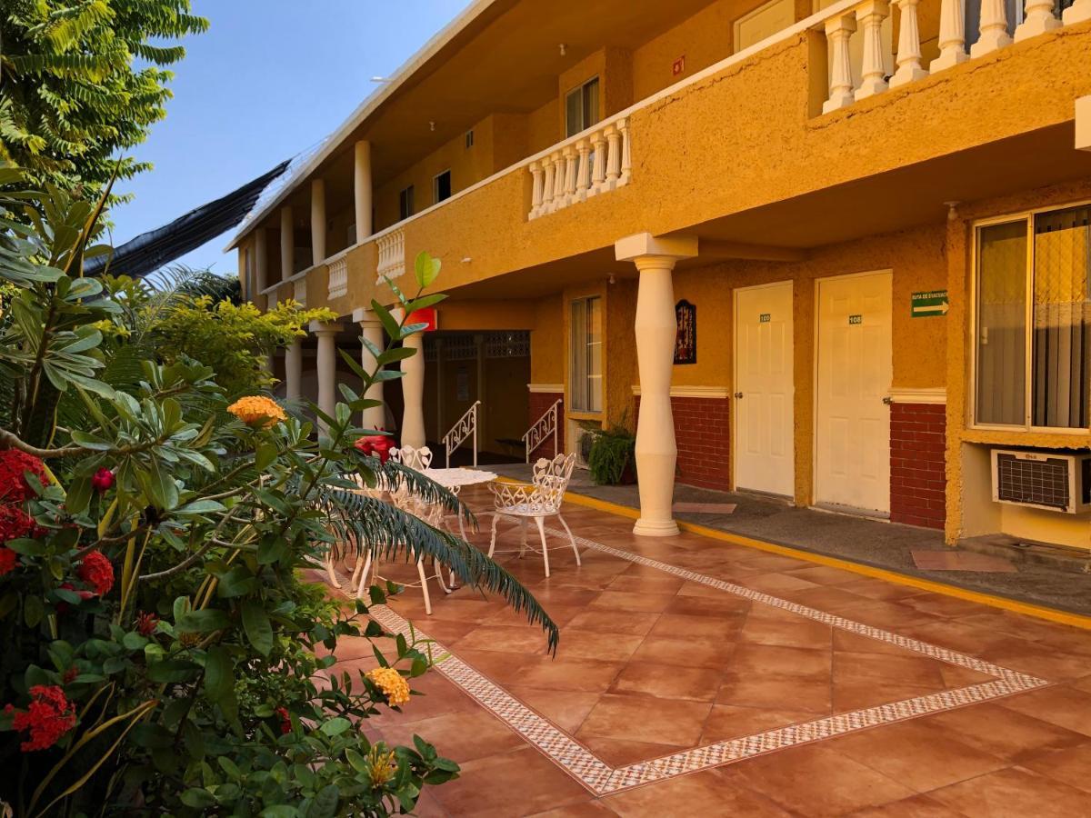 Hotel Suites Ejecutivas Ciudad Madero Bagian luar foto
